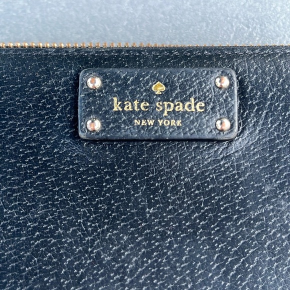 Kate Spade Zip-Around Wallet; Genuine Leather; Black Interior & Exterior - Picture 2 of 15